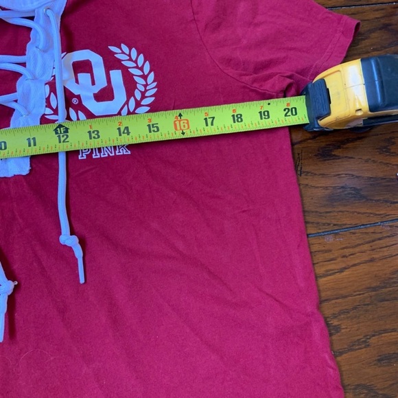 Vs Pink Laceup Tee crop Oklahoma Sooners OU - Picture 4 of 5